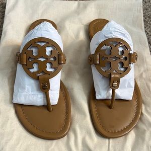 NWT Tory Burch Miller patent leather sandals - nude